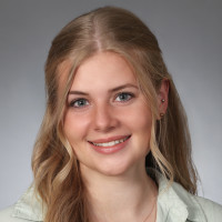 Porträtfoto von Annika Hagn